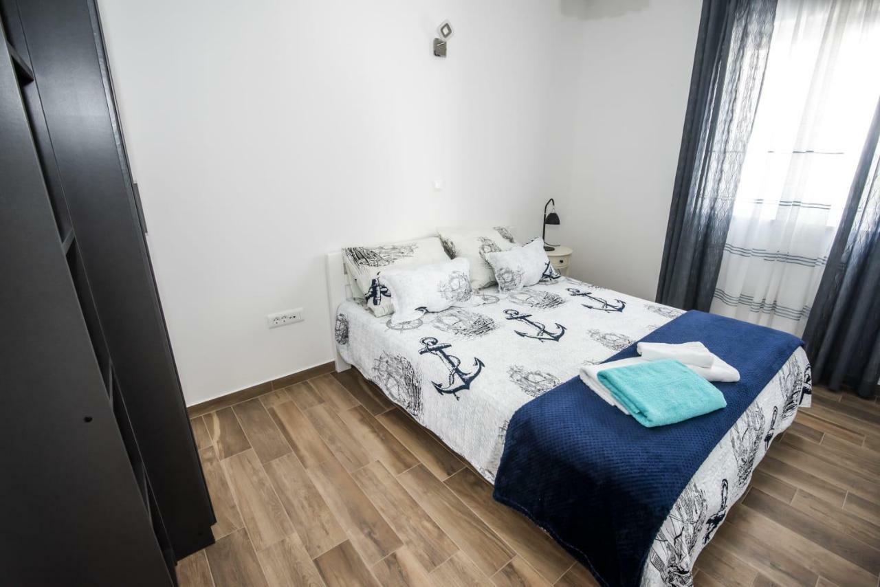 Blue Pearl Apartment Rogoznica  Eksteriør billede